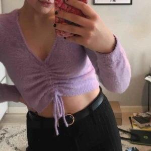  - Söt tröja som tyvärr aldrig kommer till användning 🌸