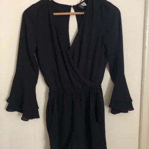 Jumpsuit 34 - Frakten är gratis!