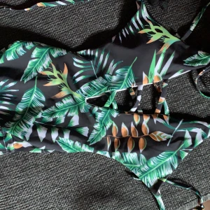 Baddräkt  - Använd 1 gång men såklart tvättad