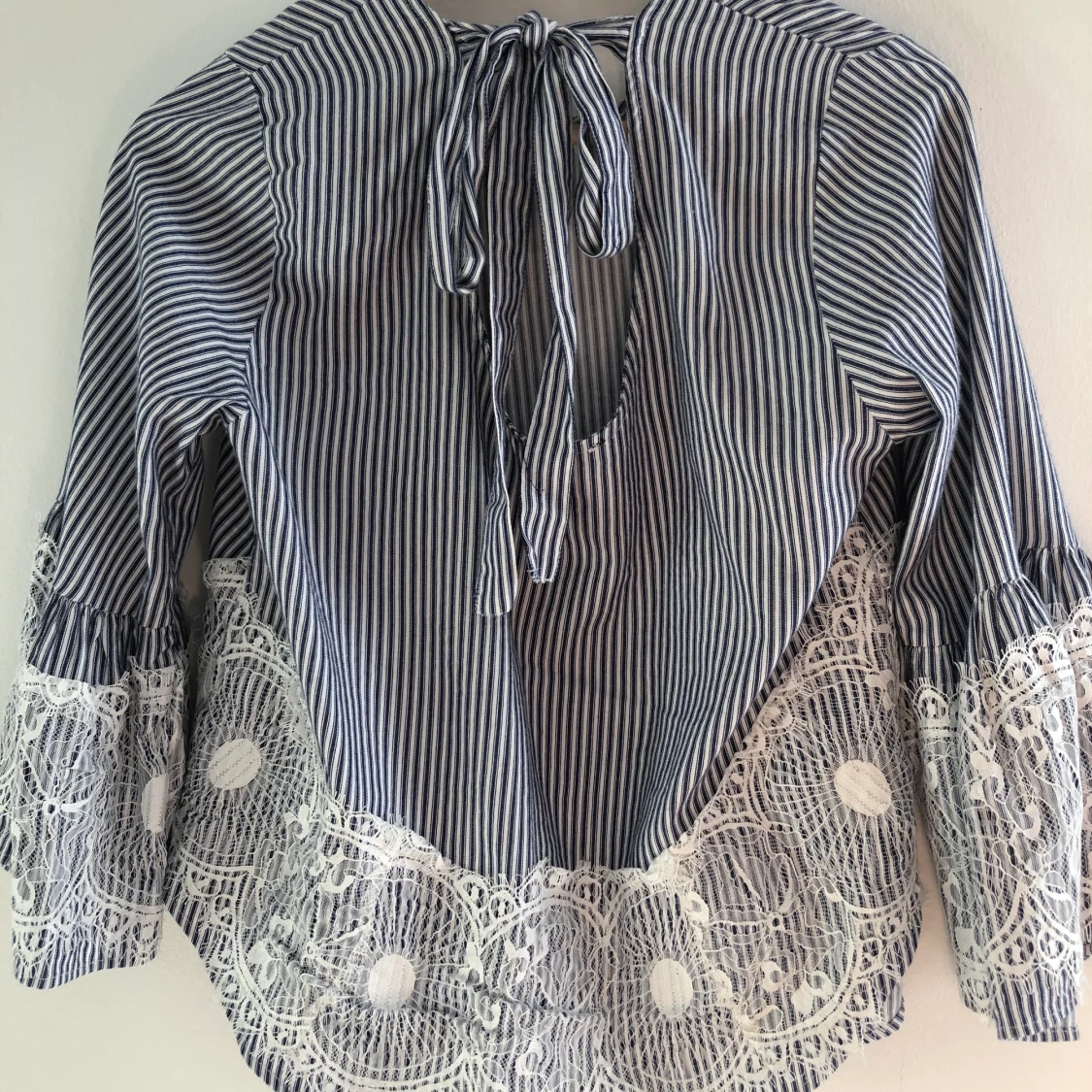 Blå/vit randig blus strl 36 - 90