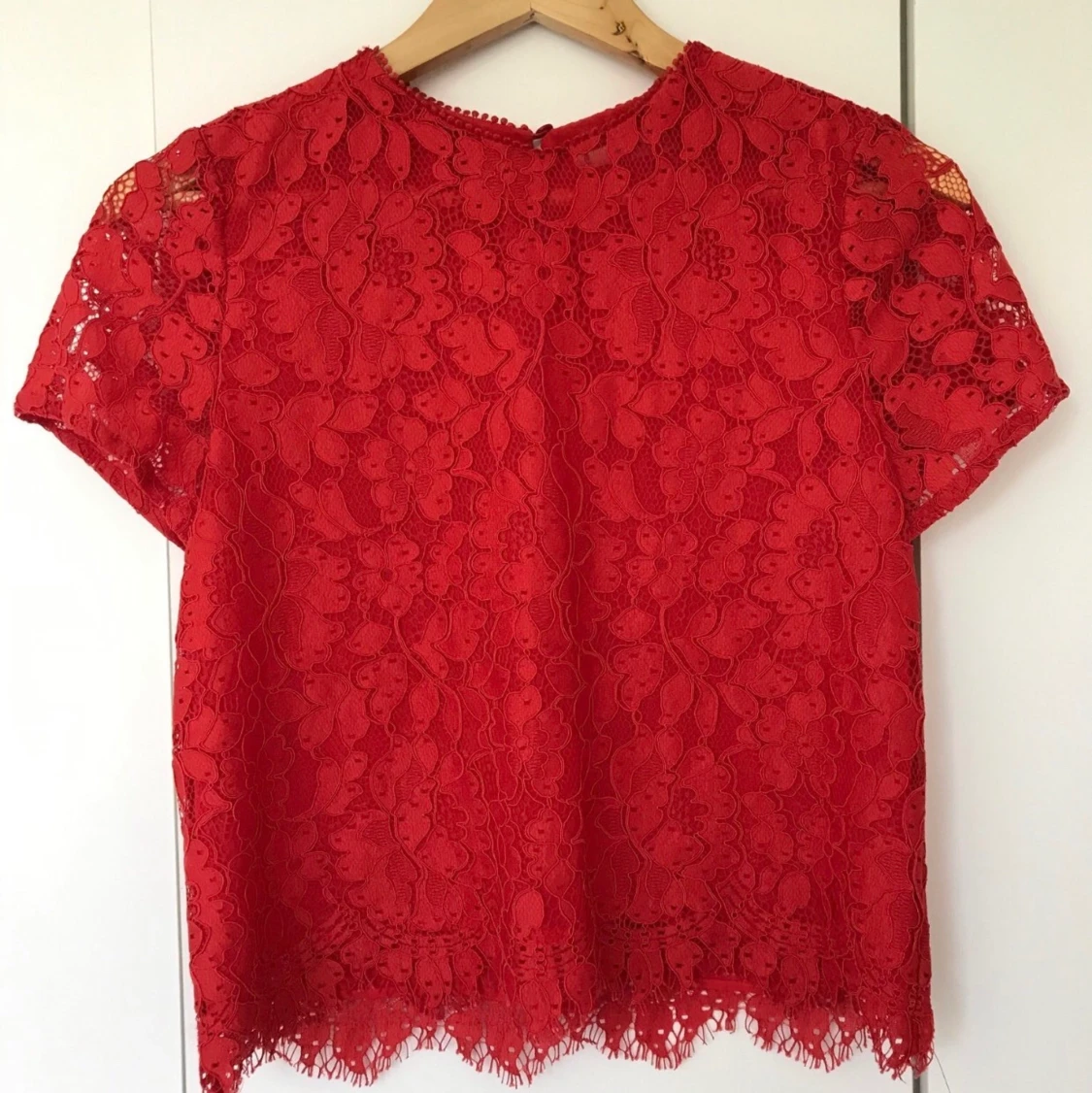 MANGO - RÖD FIN BLUS - NYSKICK - 90