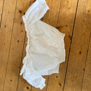 singoallatopp - från hm. skitsnygg men för liten :( 