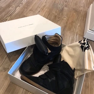 Isabel marant skor - Fina Isabel Marant skor i storlek 40. Har inte kvittot kvar. 
