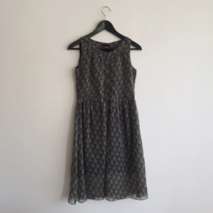  - Lätt vardagsklänning av märket True, passar 36-38, aldrig använd. 

💥Alla priser är INKLUSIVE PORTO. 💥
