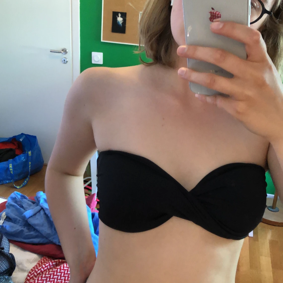 Svart bikiniöverdel - 90