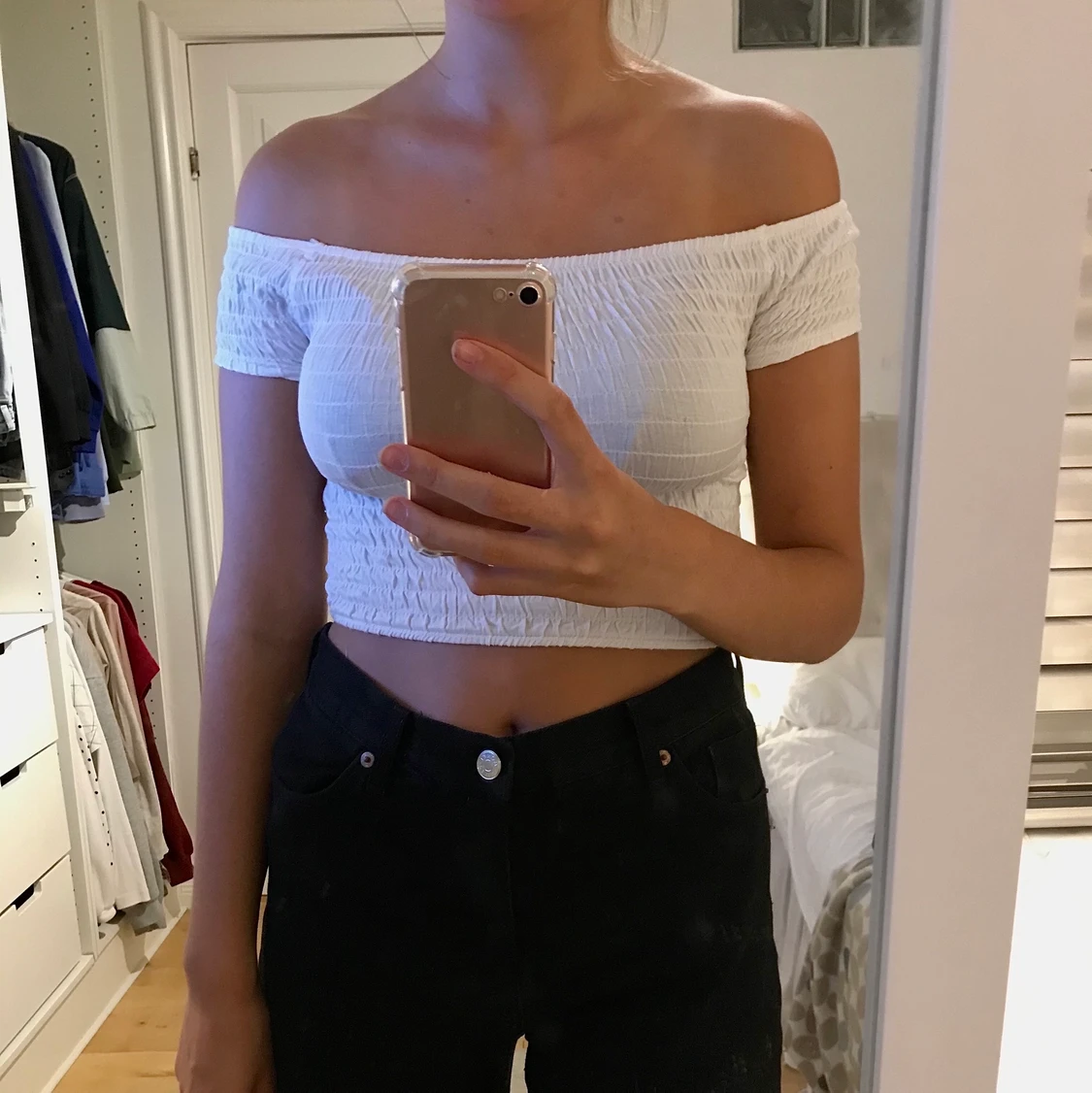 Vit off-shoulder topp