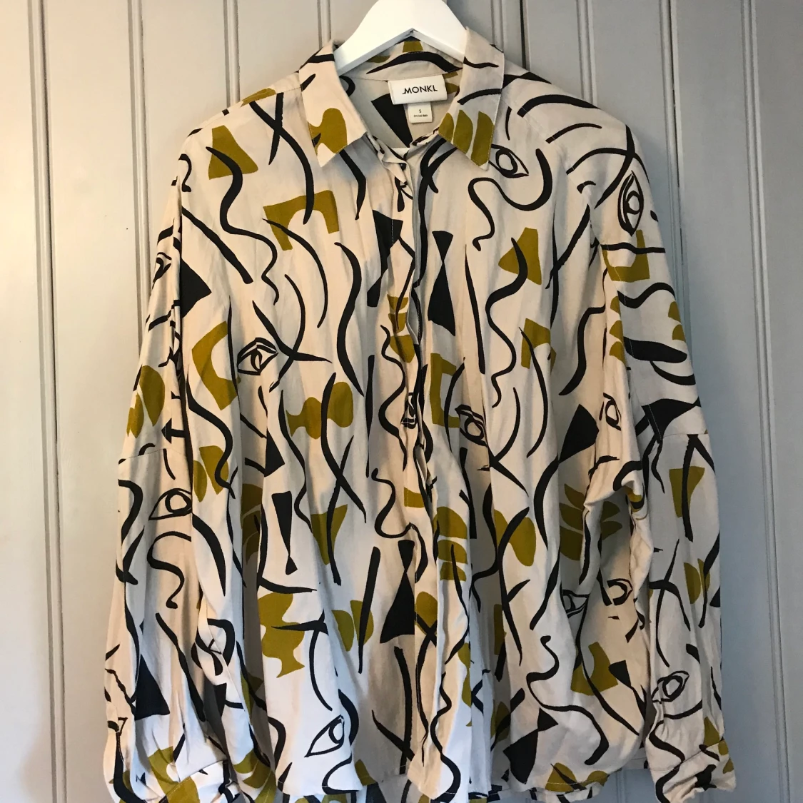 Skjorta från Monki - 90