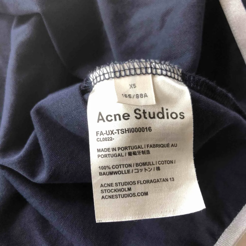 Acne Studios t shirt, washed one time . T-shirts.