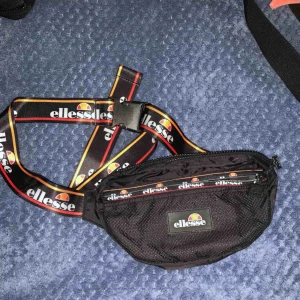  - Midjeväska från ellesse använda några ggr det e som ny 🌸