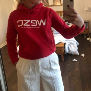  - Hoodie från WESO ❤️ Frakt ingår i priset!