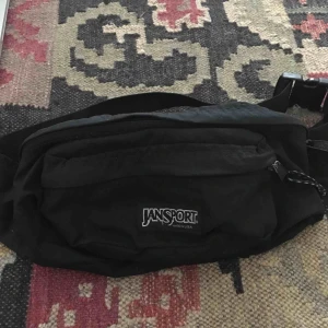  - Häftig vintage midje väska från Jansport. Aldrig använd.
