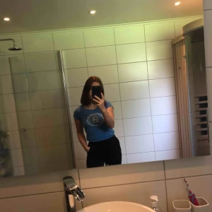  - Snygg blå gant tröja, säljs ej längre!