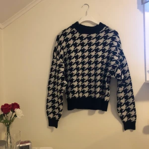 HM stickad tröja - En fin stickad tröja från H&M 