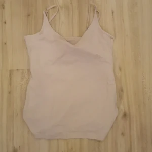 Linne - Rosa beige linne, Aldrig använt. Betalar halva frakten ⚡