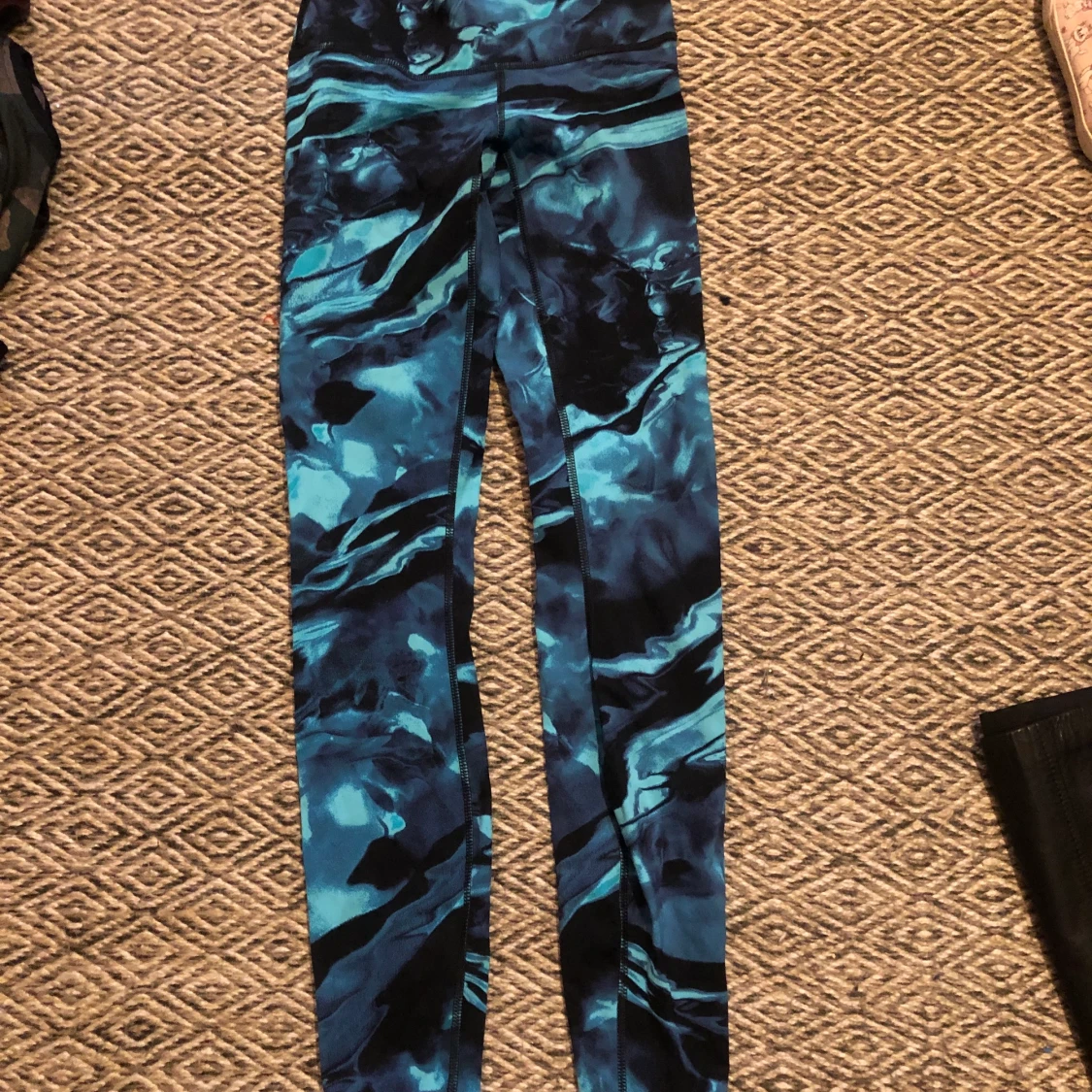 Lululemon träningstights storlek 4 - 90