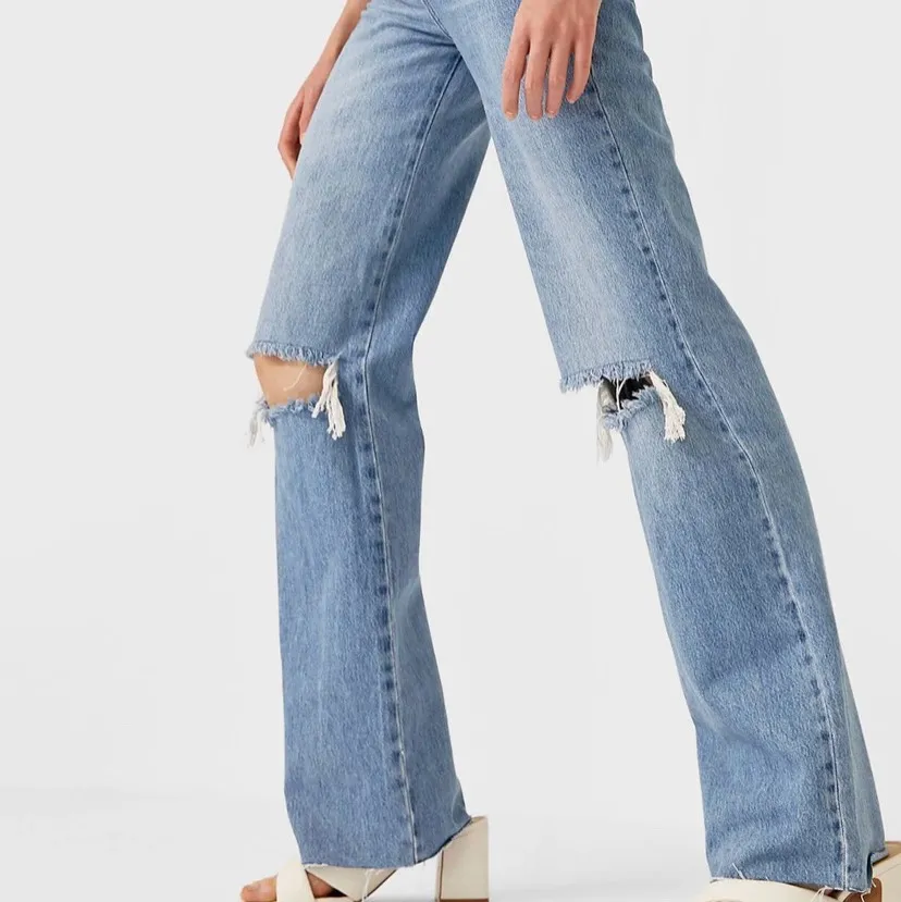 Skit snygga jeans💕💕från stradvarius som tyvär börjar bli för korta för mig som är 174🥰. Jeans & Byxor.