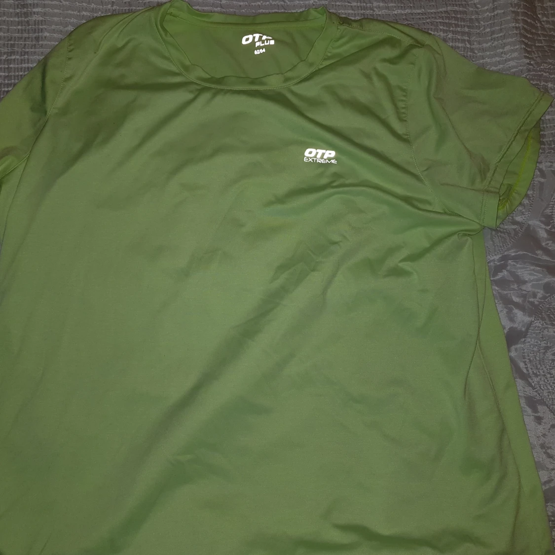 Träningströja i neongrönt