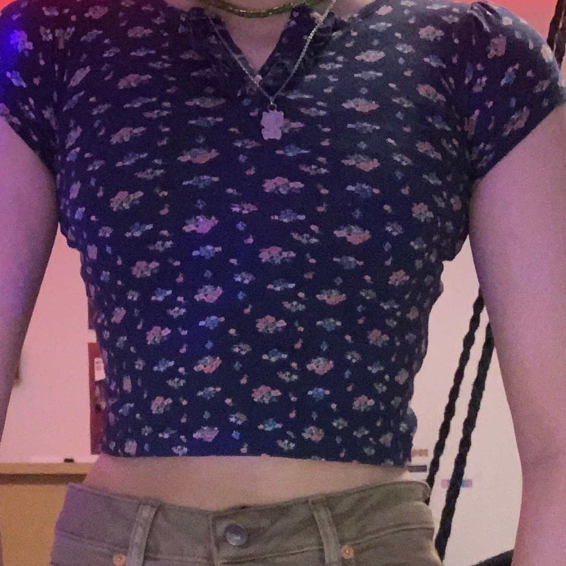 Blommig baby tee🦋 - 90