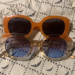Skitcoola solglasögon köpta på plick😍😍 säljer för 60kr/st eller båda för 100kr❤️❤️