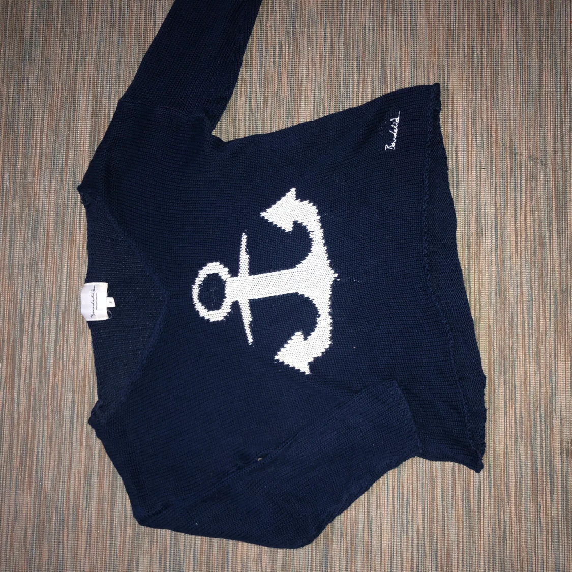 Stickad tröja bondelid 