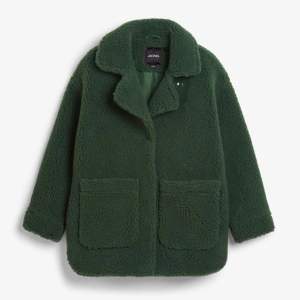 Grön Teddy jacka som jag tyvärr inte använder längre.  original pris:700kr:3