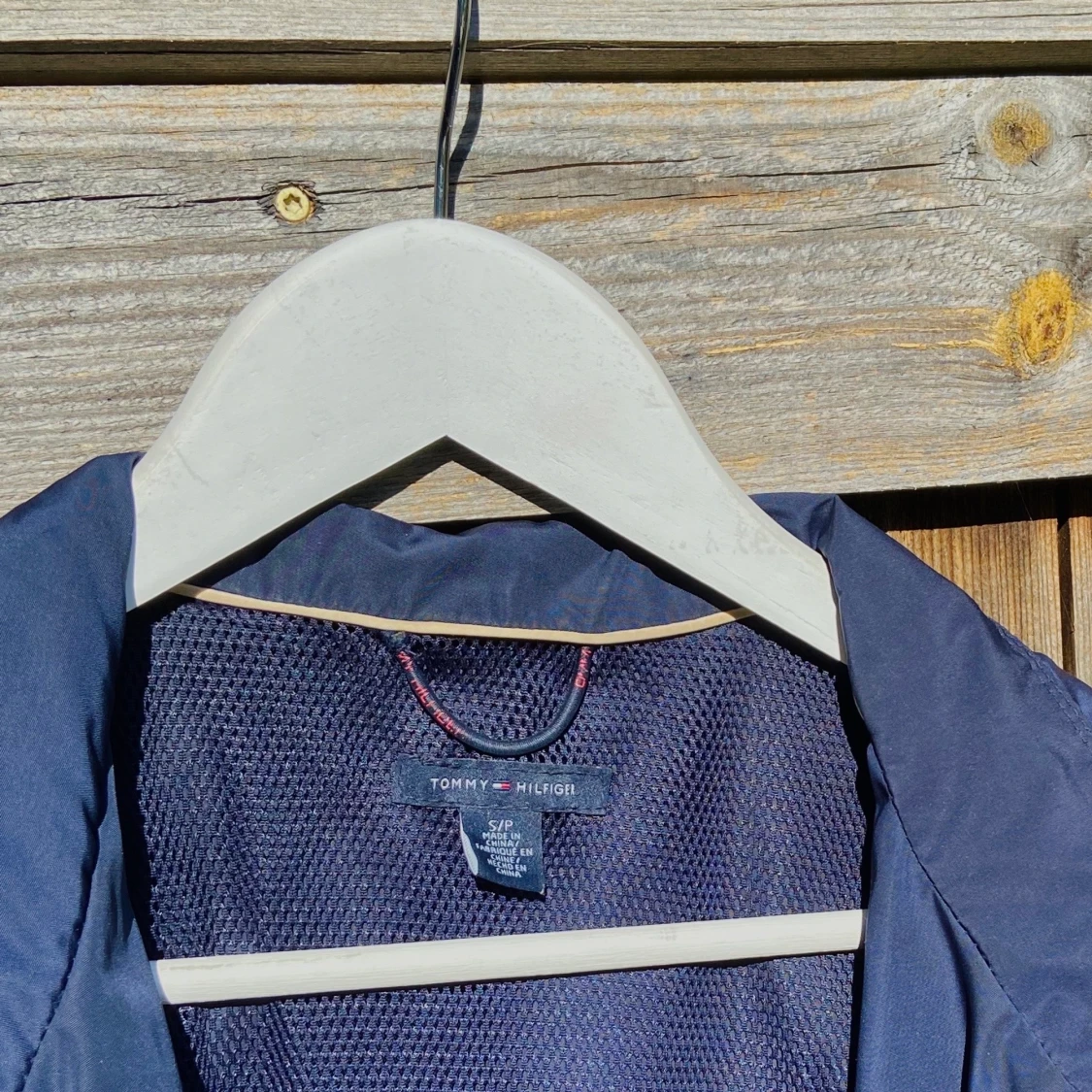 Tommy Hilfinger  - 91