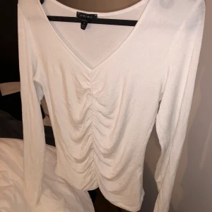 Topp strl S - Stretchig och fin🥰 frakt tillkommer