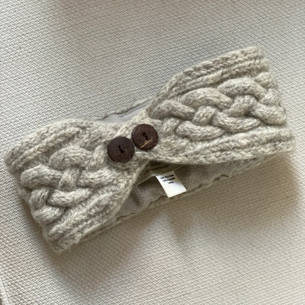 Pannband från Aran sweater market . Accessoarer.