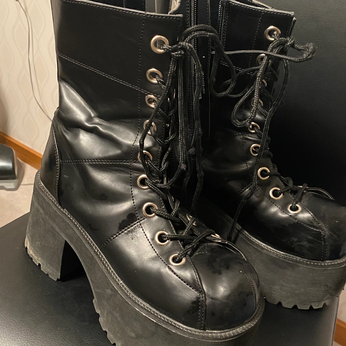 Svarta platform Demonia skor⛓🌱 BUD AVSLUTAS SNART