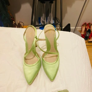 ASOS  - Jag har aldrig använder den. Men jag gilla jätte mycket med det passar inte mej 😥