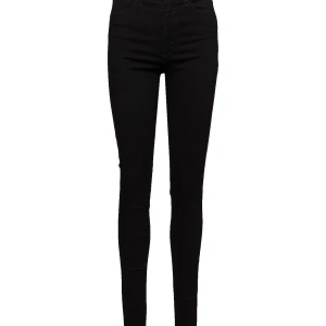 Levis jeans  - Säljer dessa då de inte längre är i min stil. Nypris 1000kr mitt pris: 300kr 🤝 de är i fint skick! Köparen står för frakten 