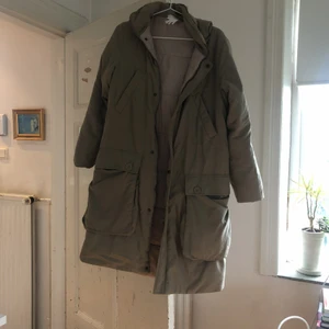  - Snygg lång jacka från monki storlek S! 