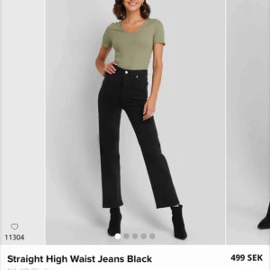  - Jeans från nakd i storlek 36. Aldrig använda!! Nypris 499kr! Fraktar eller möts upp. 😊 (säljer likadana i grå vid intresse! 