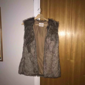  - Fakepäls väst🦋🦋