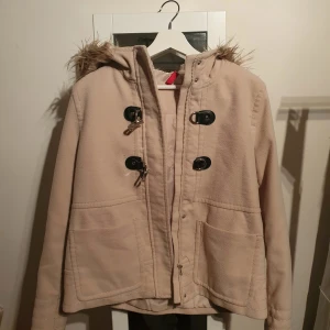  - Jacka från H&M, mycket fin skick :)