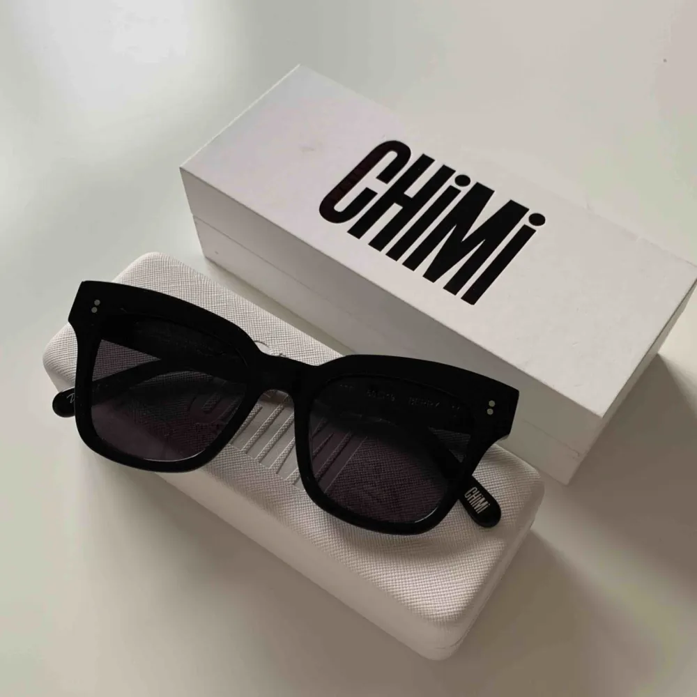 Supersnygga solbrillor från Chimi. Accessoarer.