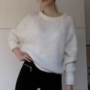  - Otroligt mysig tröja i mohair-mix! Från Zara, i nyskick! Har swish, kan mötas!