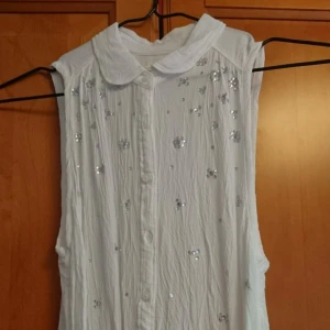  - Vit blus väst från A&F