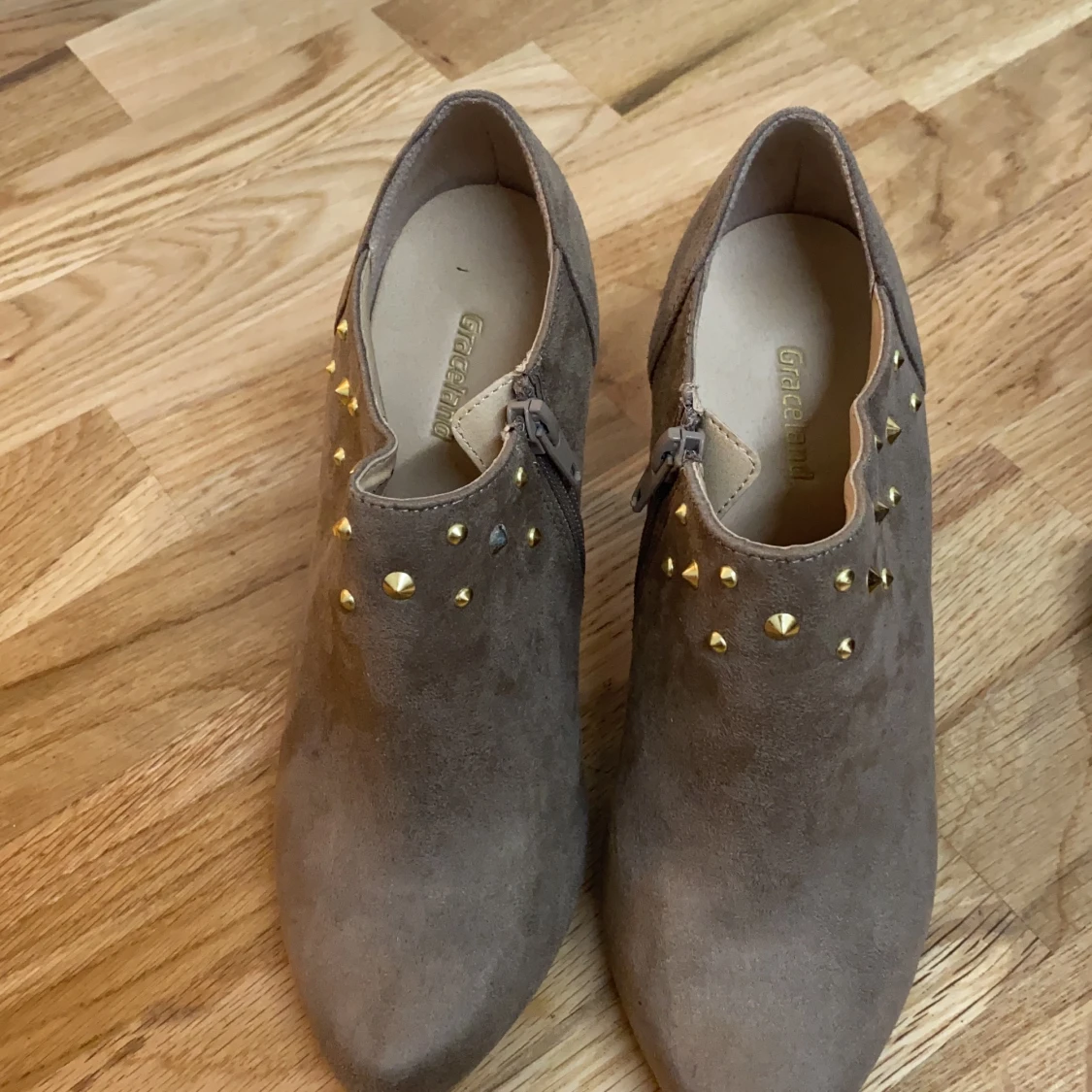 Klackar Graceland  - 90