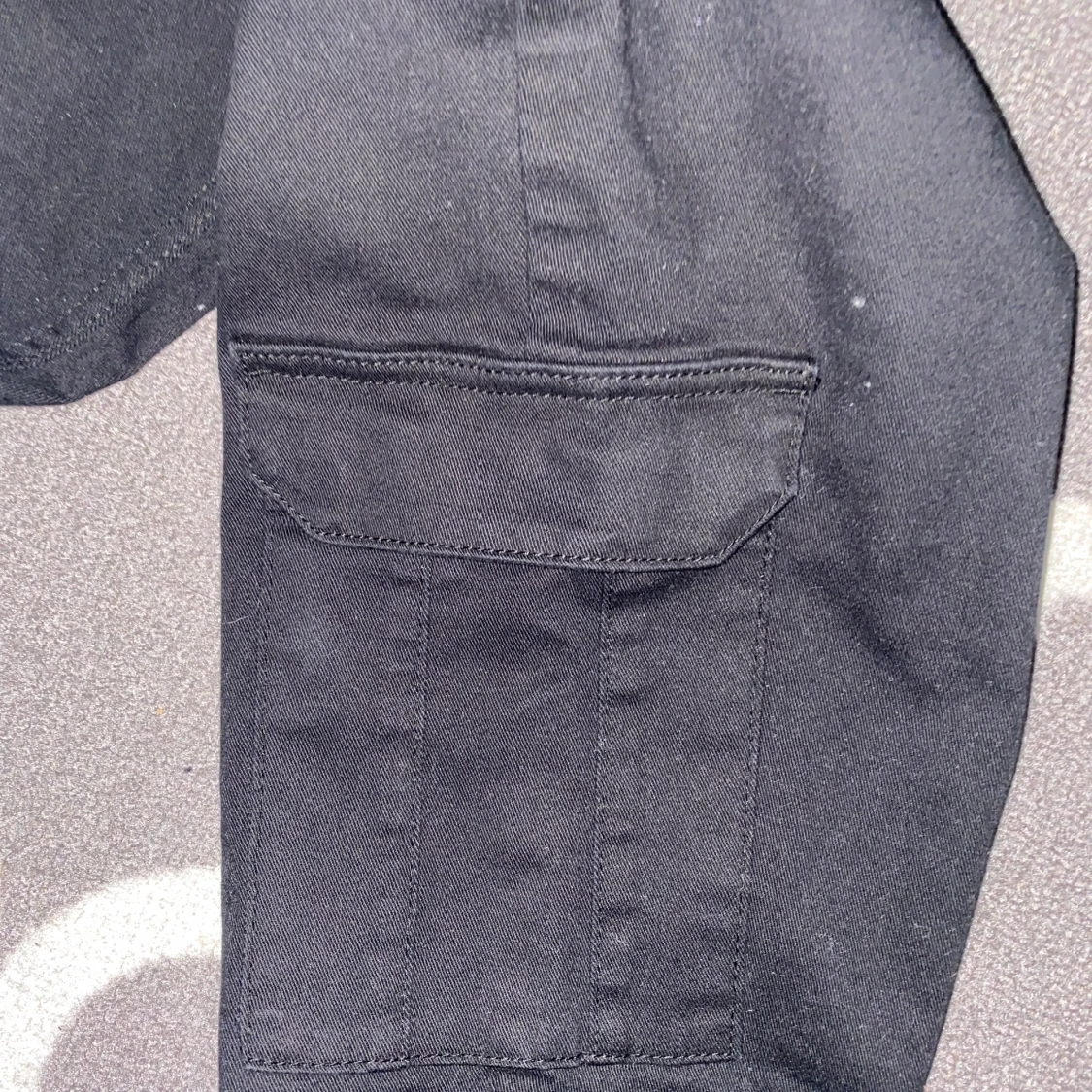 Cargo byxor från H&M i storlek 42 - 90