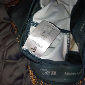 Freddy wr up träningstights - Nyskick, rumplyft 🌼