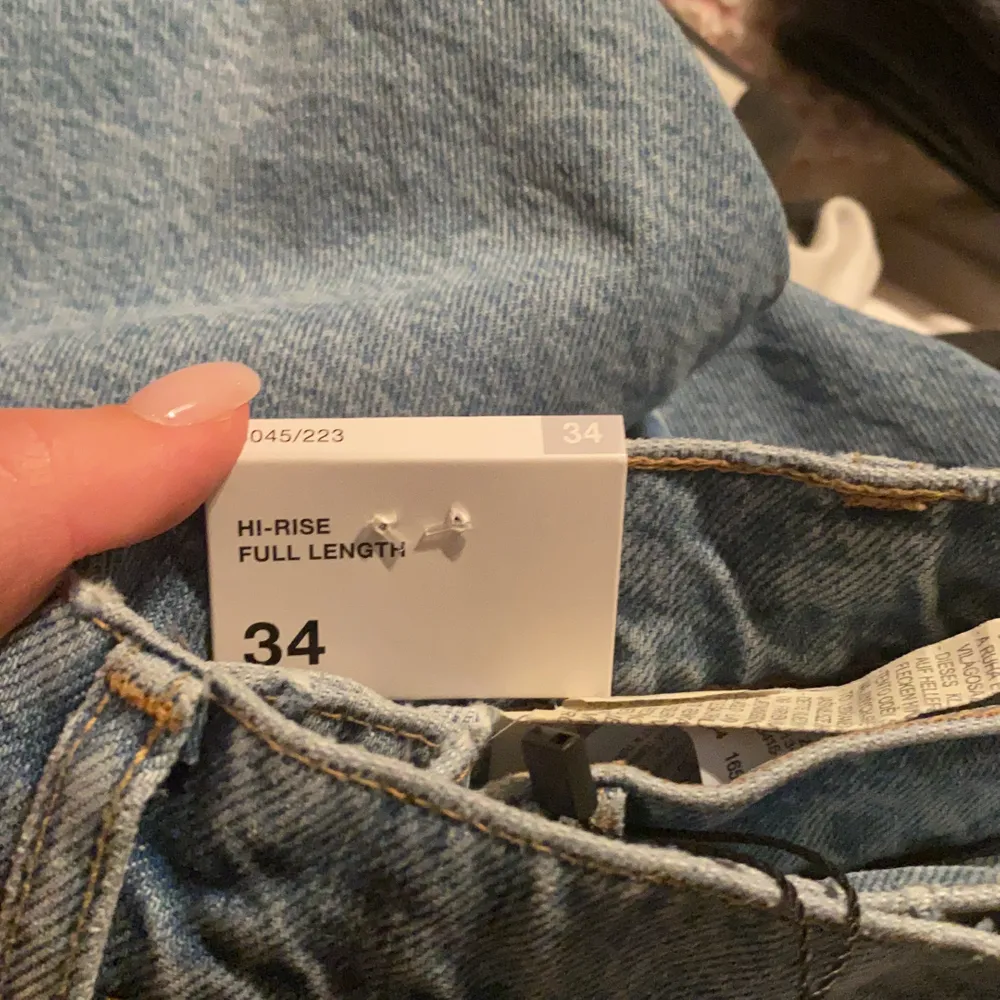 Assnygga jeans från ZARA storlek 34. Tyvärr för små för mig... . Jeans & Byxor.