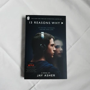 13 reasons why, bok av James Asher - 13 reasons why av James Asher. Oläst och i fint skick, med foton och exklusivt content från Netflix-serien inuti. Boken är på engelska! Har fler böcker på min profil - samfraktar gärna 💜