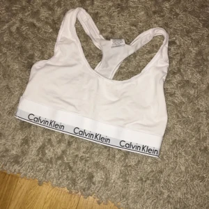  - Helt ny, använd fåtal ggr. 