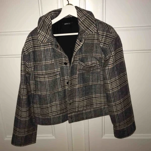  - Jättefin jacka från Gina Tricot ⚡️💕 sparsamt använd!
