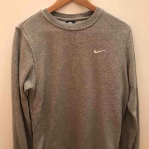  - S men kan även passa M 7/10 skick Säljes pga. för liten