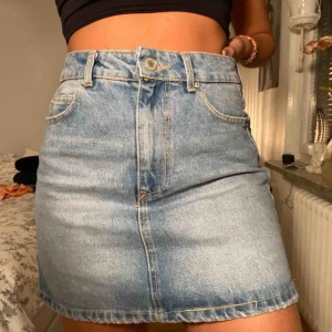  - Skitsnygg jeanskjol från Beshka!🍉🍉