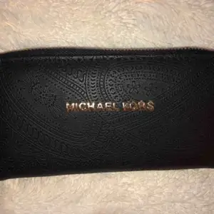 A-Kopia michael Kors plånbok! Super fin och den är oanvänd!✨ frakt tillkommer 
