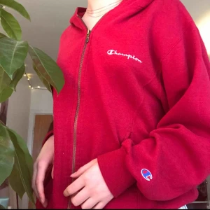  - Jätteskön champion hoodie! Funkar att slänga på sig närsom 💞💞
