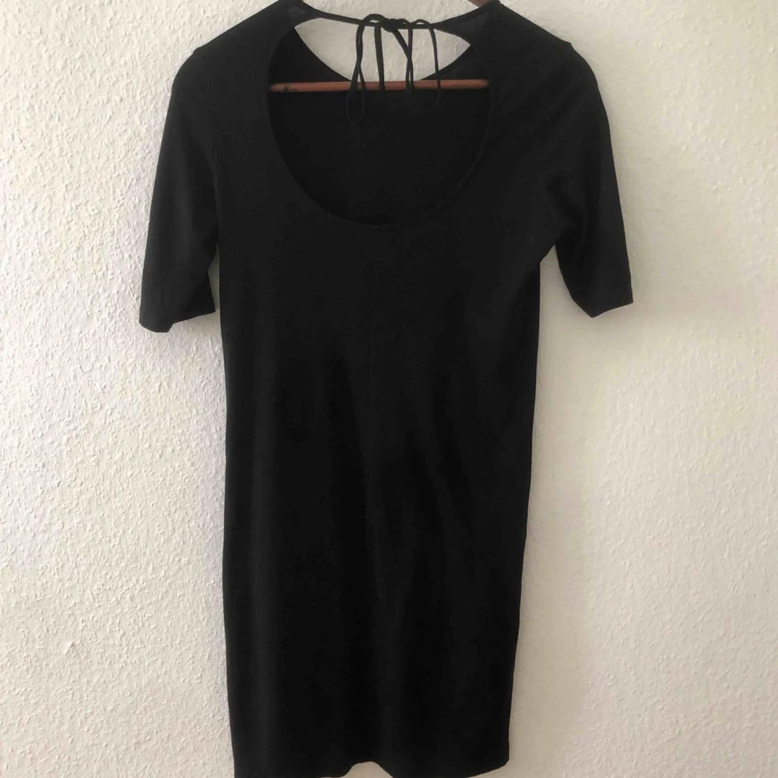 Klänning från Weekday  - 90